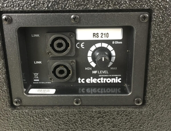 Tc Electronic RS210 400W con custodia