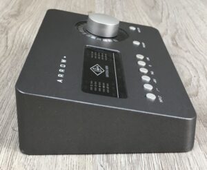 Univeral Audio Arrow