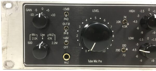 Universal Audio LA 610 Preamplificatore Microfonico Valvolare