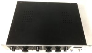 Universal Audio LA 610 Preamplificatore Microfonico Valvolare