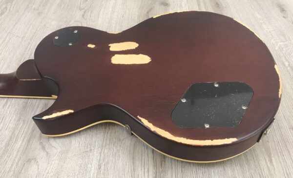 Vintage V100 Icon Distressed Tobacco Sunburst