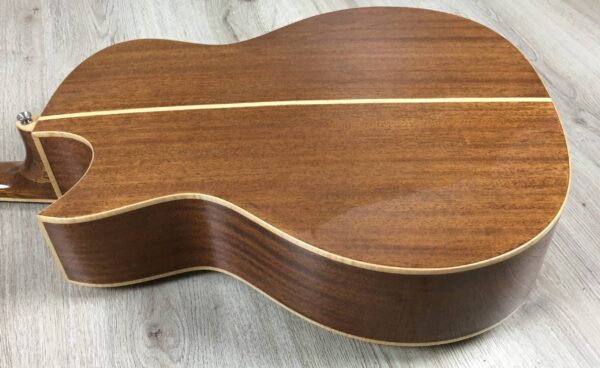 Vintage V1200N Natural