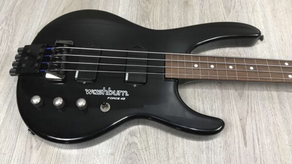 Washburn Force 42 Fretless
