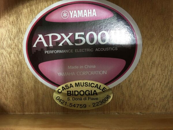 Yamaha APX 500 III Oriental Blue Burst