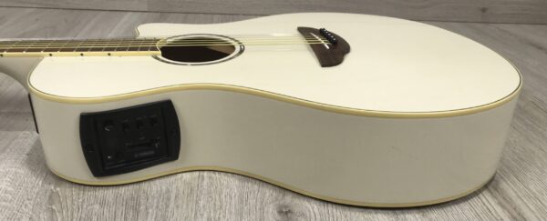Yamaha Apx 600 White