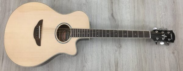 Yamaha APX600 Natural