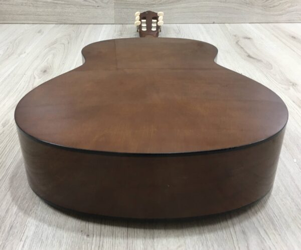 Yamaha C40