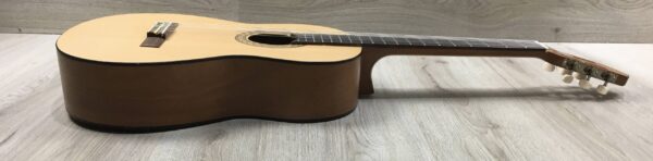 Yamaha C40 M