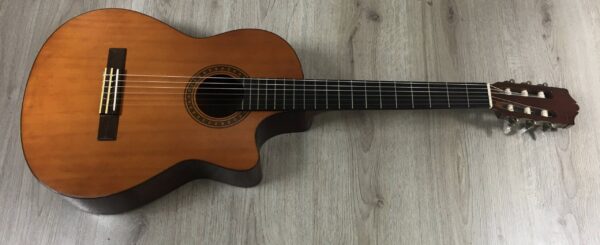 Yamaha CG-110 CE