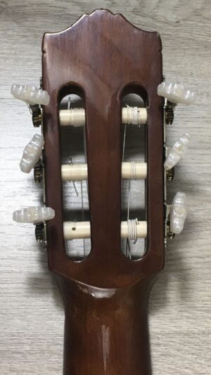 Yamaha CG-110 CE