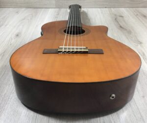Yamaha CG-110 CE