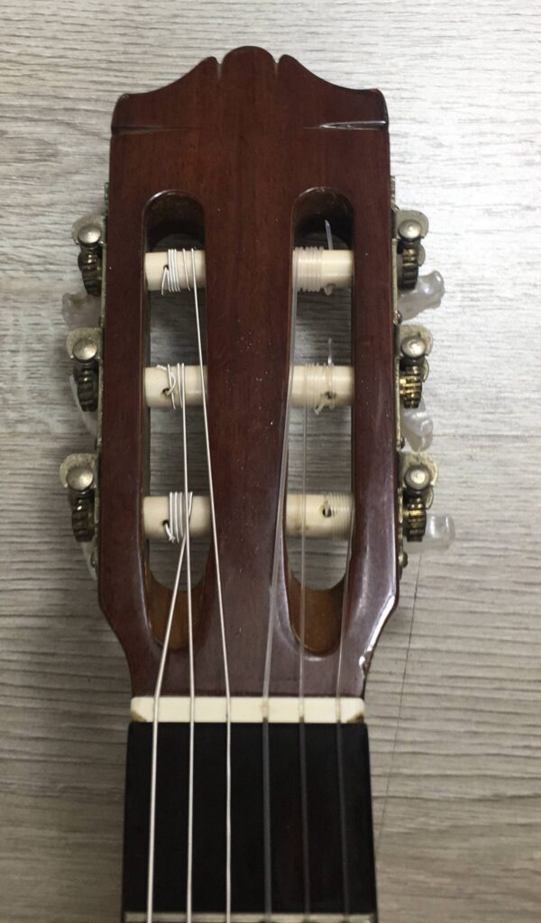 Yamaha CG-110 CE