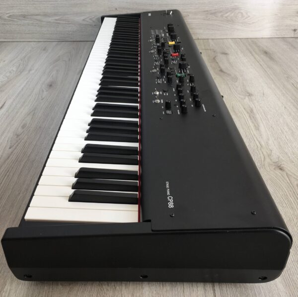 Yamaha CP88