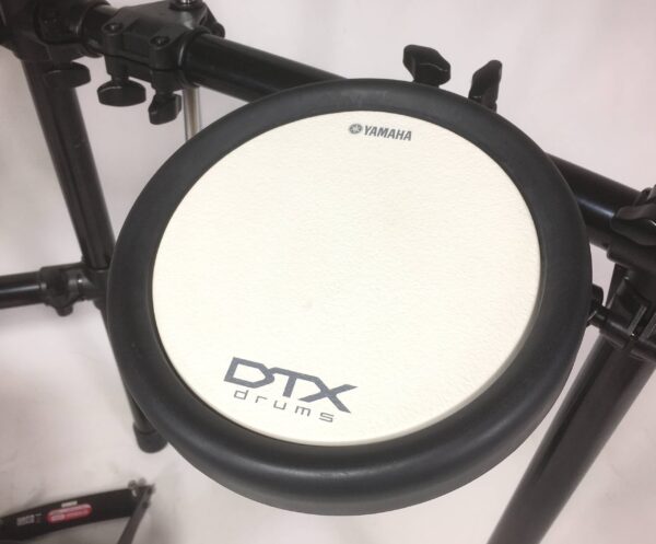Yamaha DTX 700