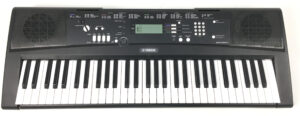 Yamaha EZ220 61 tasti