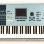 Yamaha MOTIF XS8 + Flight Case