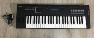 Yamaha MX49 II Black