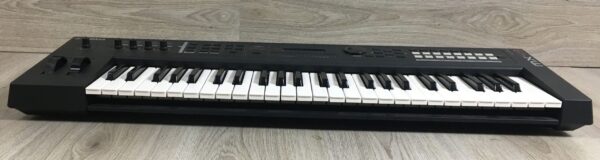Yamaha MX49 II Black
