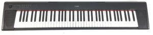 Yamaha NP32B Piaggero con custodia e pedale