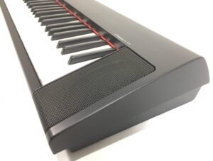 Yamaha NP32B Piaggero con custodia e pedale