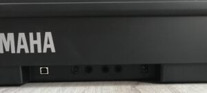 Yamaha P-225