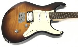 Yamaha Pacifica 212 VFM Tobacco Brown Sunburst