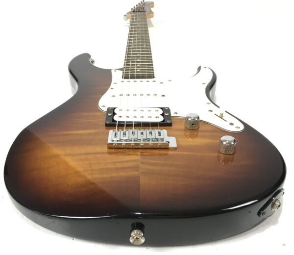 Yamaha Pacifica 212 VFM Tobacco Brown Sunburst