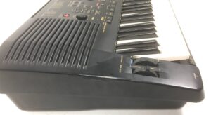 Yamaha PSR 730 con custodia e manuale