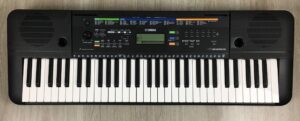 Yamaha PSR-E253