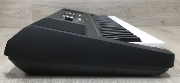 Yamaha PSR E363 con custodia