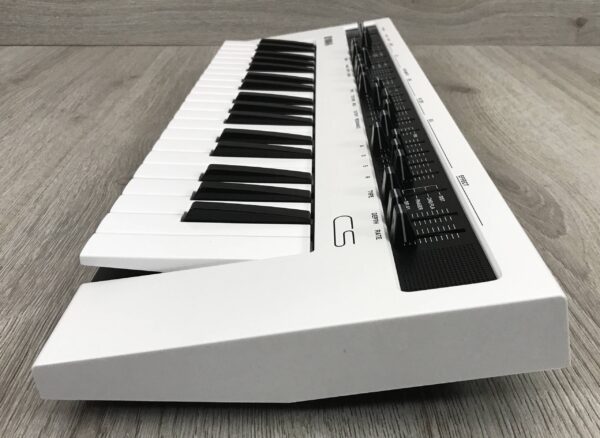 Yamaha Reface CS