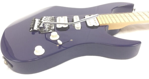 Yamaha RGX421DM con custodia rigida