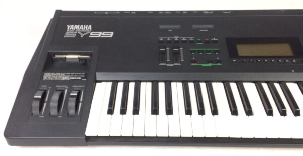 Yamaha SY99