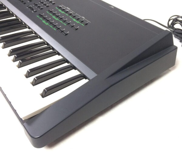 Yamaha SY99