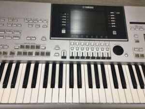 Yamaha Tyros 4