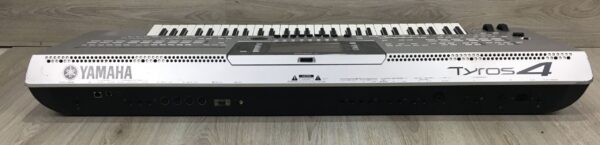 Yamaha Tyros 4