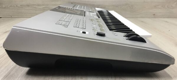 Yamaha Tyros 4