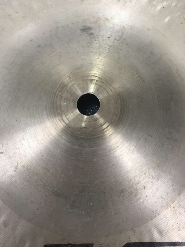 Zildjian Dark Medium Thin Crash 18
