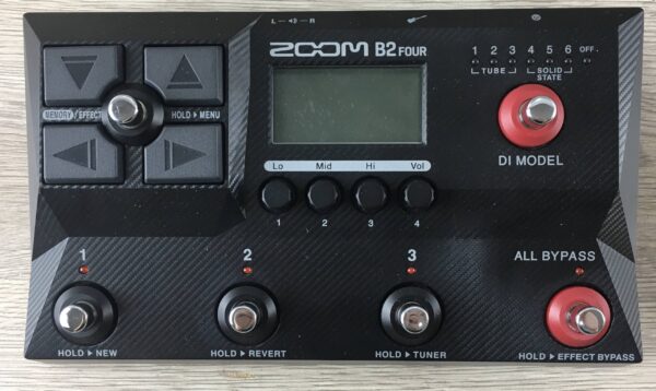 Zoom B2 Four