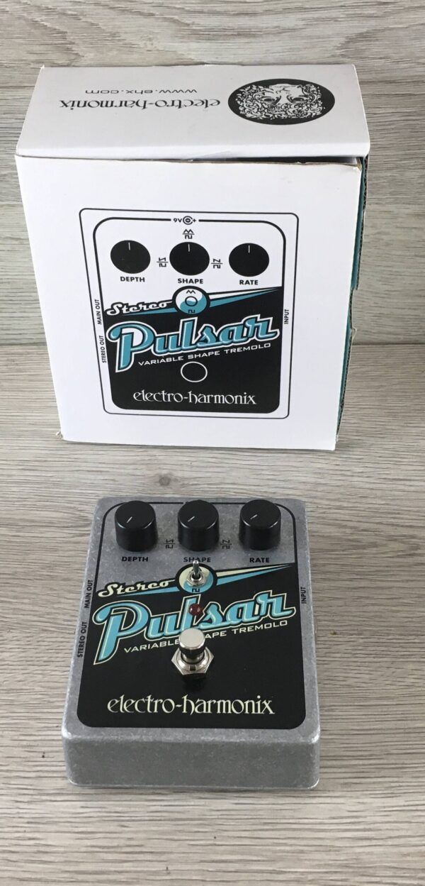 Electro Harmonix Stereo Pulsar Tremolo