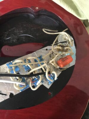 Harley Benton BM-75 + PU tipo Burns Trisonic