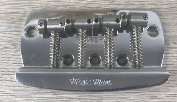Music Man StingRay 4 Ponte per basso