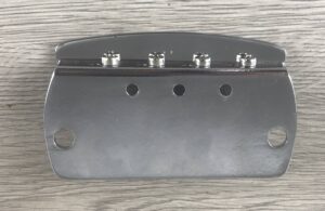 Music Man StingRay 4 Ponte per basso