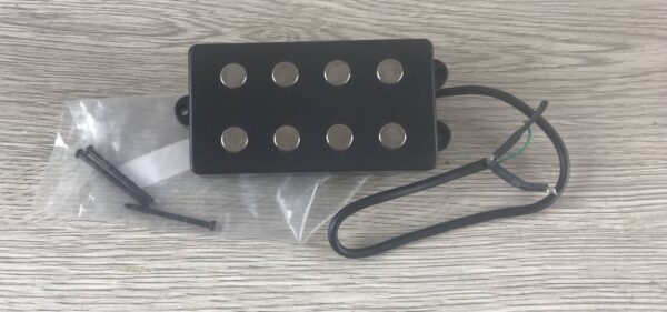 Pick up Sterling Music Man S.U.B. Sting Ray4