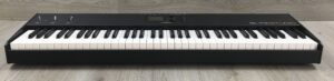 Studiologic SL73