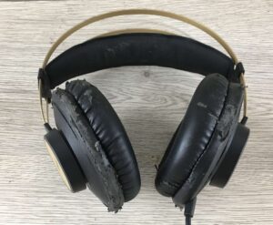 AKG K92