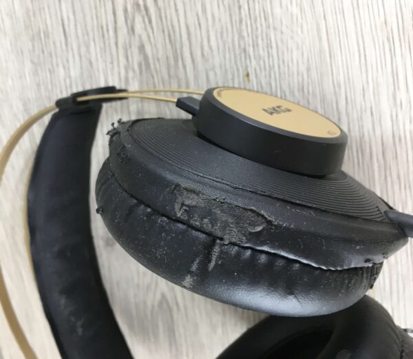 AKG K92