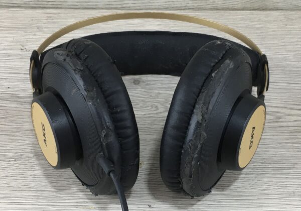 AKG K92