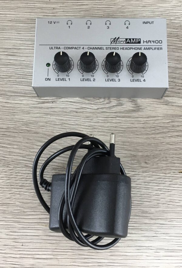 Behringer HA400 Micro Amp