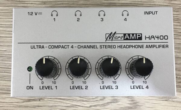 Behringer HA400 Micro Amp